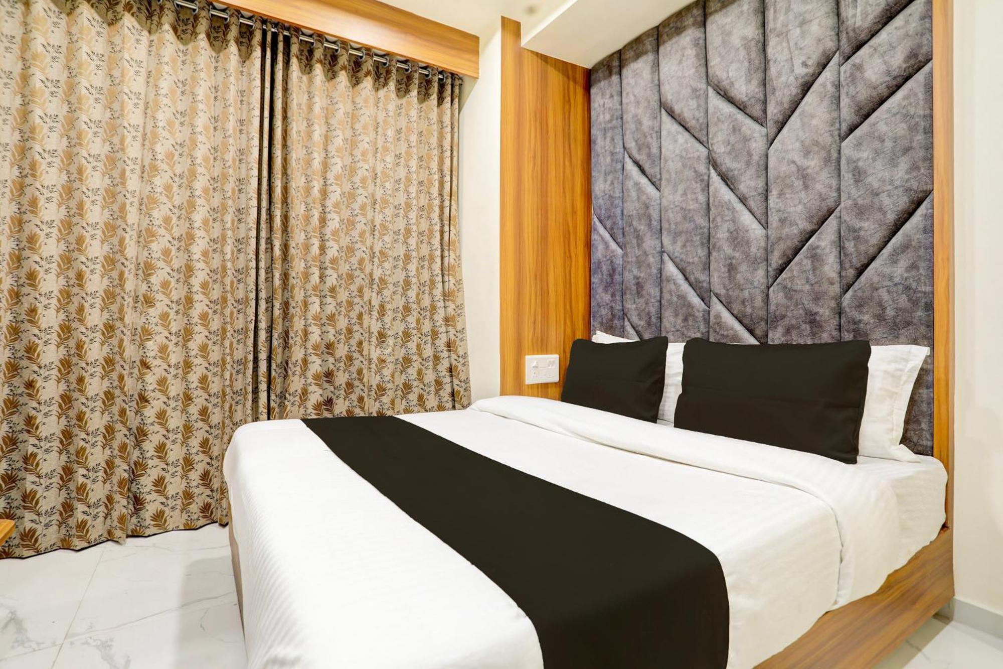 Hotel O Sun Light Ahmedabad Exterior foto