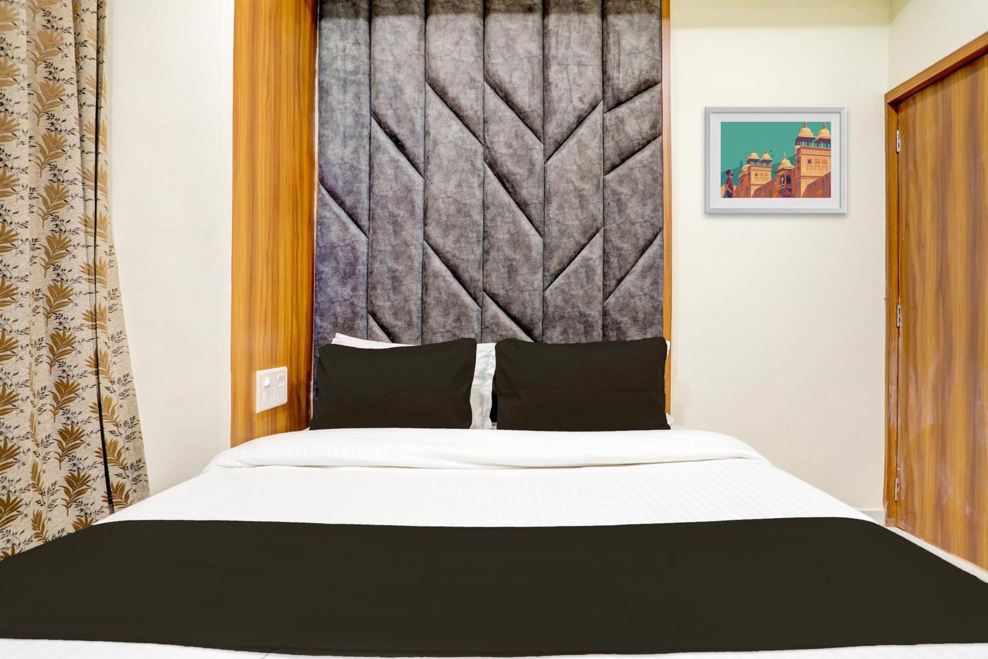 Hotel O Sun Light Ahmedabad Exterior foto